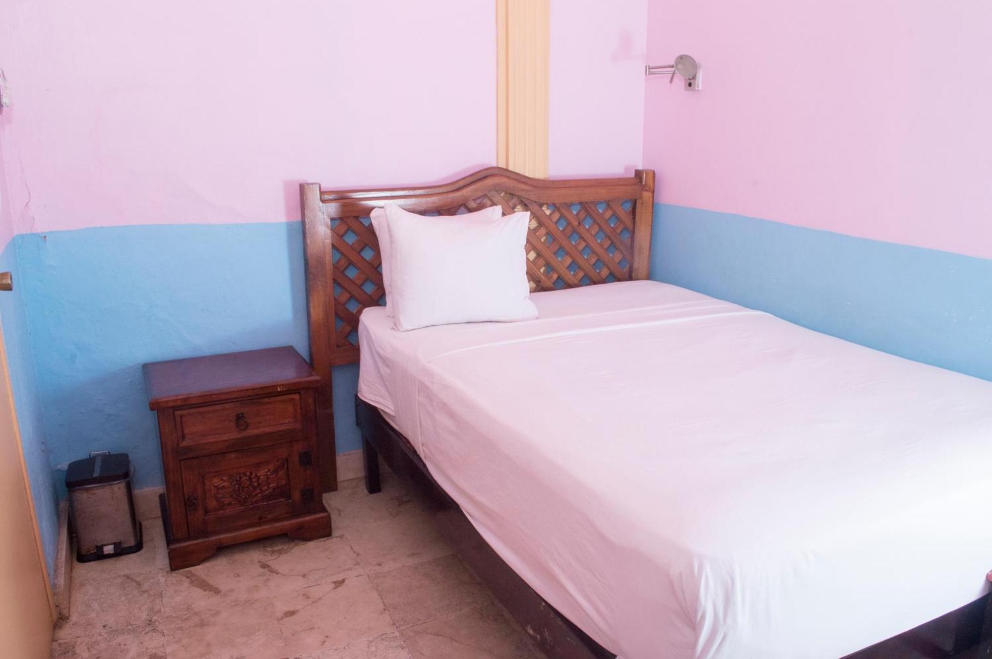 Hostal Zocalo Hotell Mérida Exteriör bild